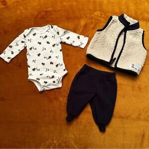 Carter’s Size Newborn Mommy’s Little Guy Fleece Vest Onesie Pants 3 Piece Set